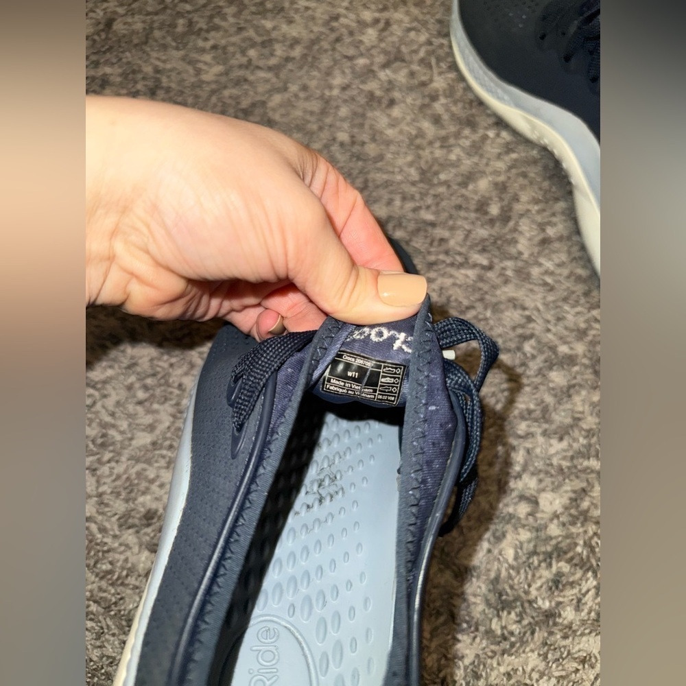 Crocs LiteRide Women's Lace Up Shoes Size 11 Blue Comfy Sneakers Casual Comfort - Picture 8 of 13